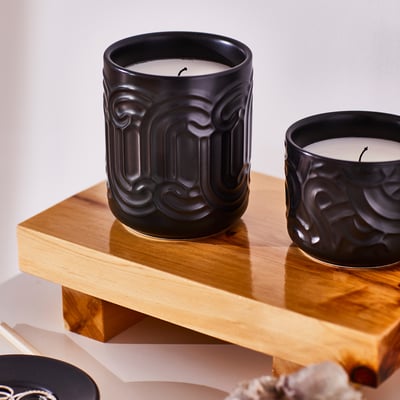 SÖTRÖNN شمعة معطرة في برطمان خزفي, شاي الماتشا والزنجبيل/أسود, 45 س