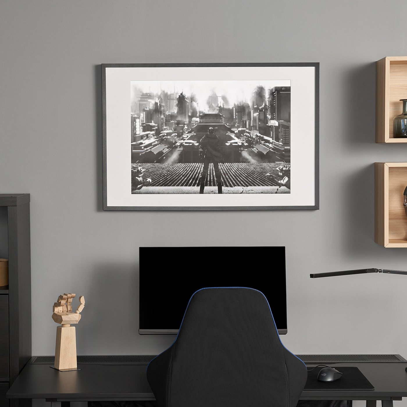 UPPSPEL poster on wall above desk, adding personalised fantasy touch to gaming space.