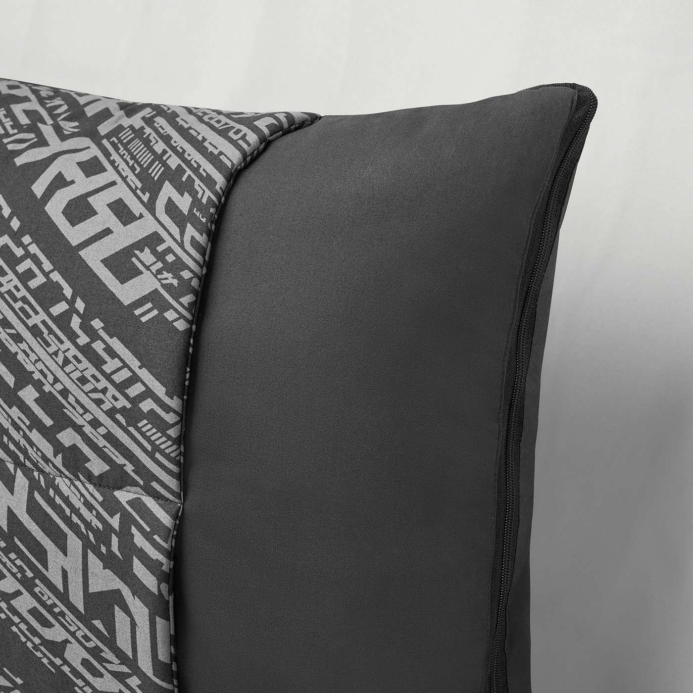 LÅNESPELARE Coussin/couverture multifonctions