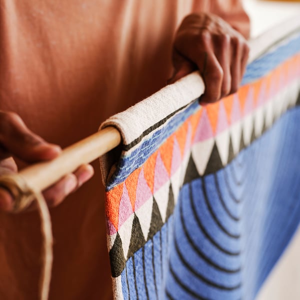 OMMJÄNGE Décoration textile à suspendre