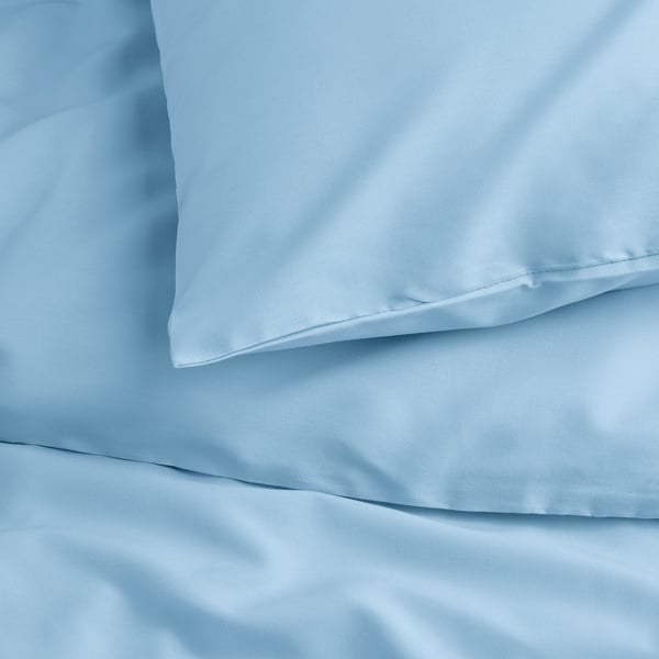 PILTANDVINGE Housse de couette et 2 taies, bleu clair, 240x220/50x60 cm