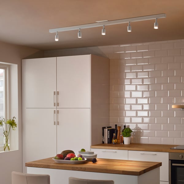 BÄVE Guía iluminación c/5 bombillas LED, blanco
