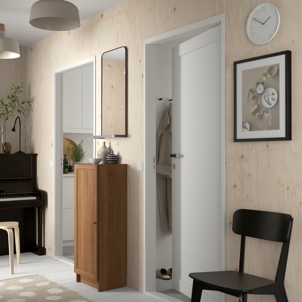 BILLY / OXBERG Librero con puerta, café efecto nogal, 40x30x106 cm
