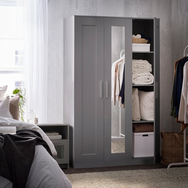 BRIMNES Clóset c/3 puertas, gris, 117x50x190 cm