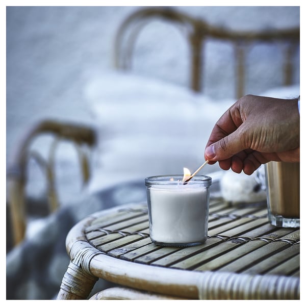 JÄMLIK Vela aromática en vaso, vainilla/beige claro, 20 hr