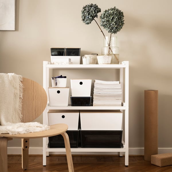 KUGGIS Caja con tapa, blanco/bambú, 26x35x15 cm