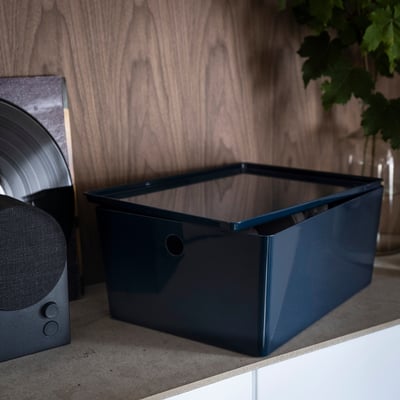KUGGIS Caja con tapa, negro-azul, 26x35x15 cm