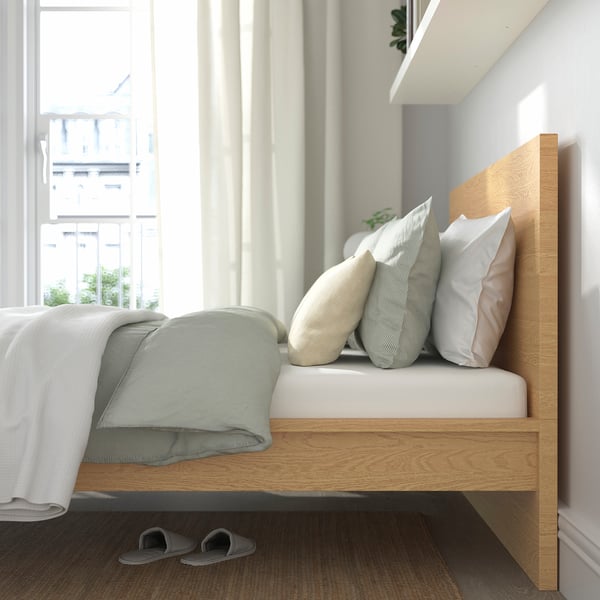 MALM Base de cama, alta, chapa roble, Queen
