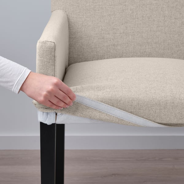 MÅRENÄS Silla con reposabrazos, negro/Gunnared beige