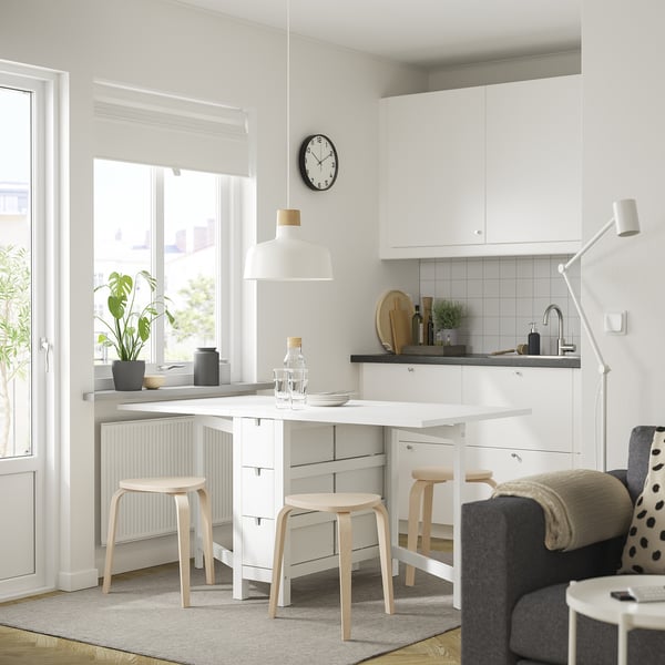 NORDEN / KYRRE Mesa y 4 bancos, blanco/abedul, 26/89/152 cm