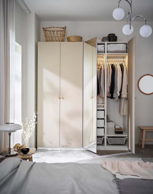 PAX / REINSVOLL/ÅHEIM Combinación de clóset, blanco/beige grisáceo espejo, 200x60x236 cm