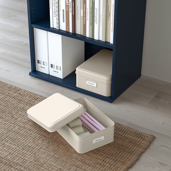 PLOGFÅRA Caja para almacenaje con tapa 2 pz, beige claro