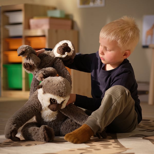 SANDLÖPARE Peluche, mono vervet con bebé/gris, 32 cm