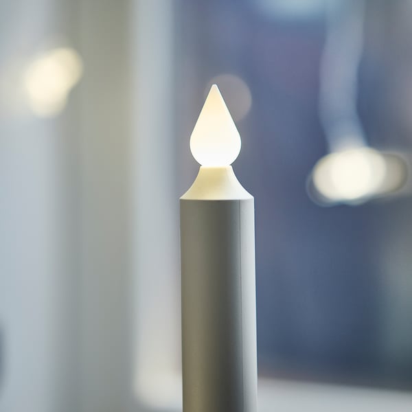 STRÅLA Vela LED, a pilas/madera verde