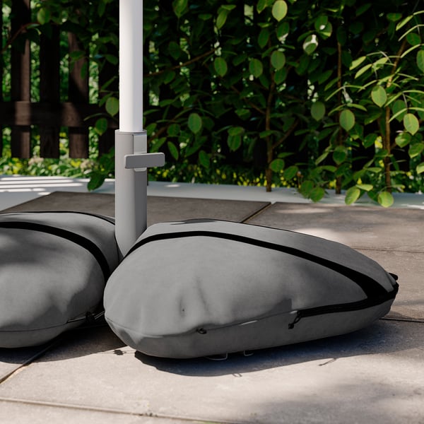 IGGÖN grey sandbag parasol base, outdoor, durable, stainless steel.