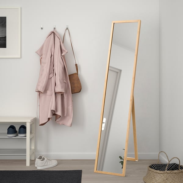 VÄRSNÄS: tall, elegant stand mirror with wood frame, full-body reflection.