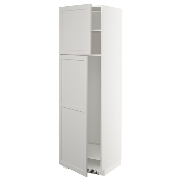 METOD white kitchen cabinet with two doors and adjustable shelf.