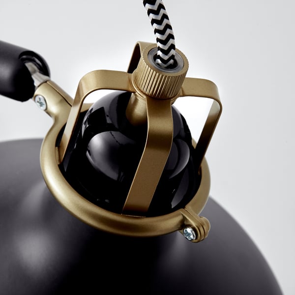 They are reminiscent of the past and crafted with steel joints and striped textile cord. Heavy and stable yet fully adjustable.