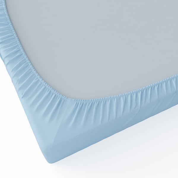 Light blue fitted sheet with elastic edges, perfectly covering mattress corners. Soft microfiber fabric, cold-resistant and easy-care.