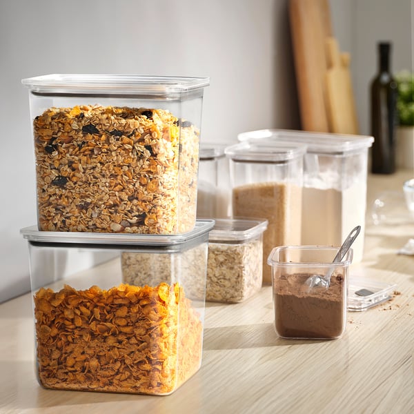 KORALLVIPPA containers store cereals, preserving space.