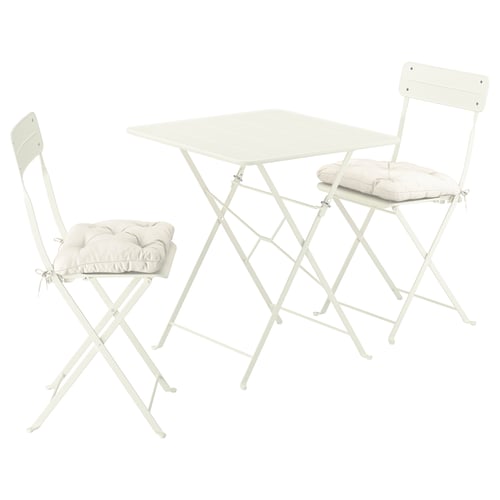 SUNDSÖ outdoor table & 2 folded chairs, perfect for small spaces, with cushions.