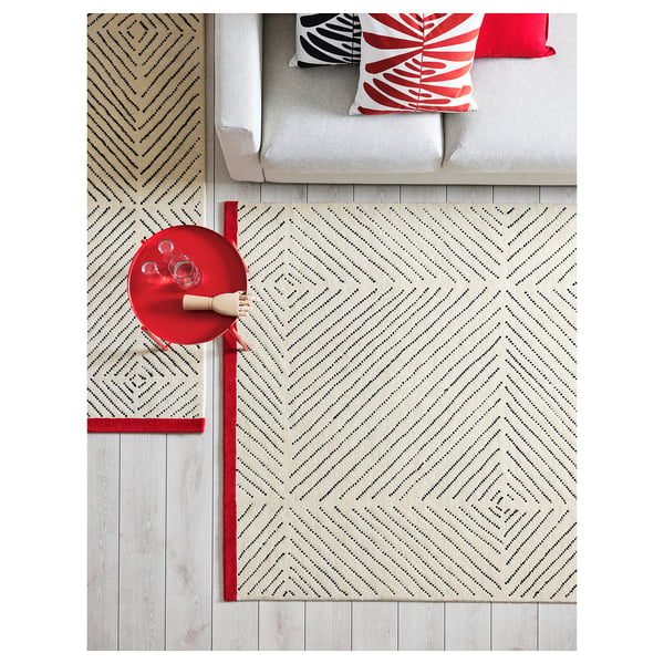 UNDERVISNING Rug, low pile, off-white black/handmade, 133x195 cm