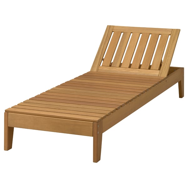 A light brown wooden lounge chair named HATTHOLMEN, made of eucalyptus, with an adjustable backrest, ideal for outdoor relaxation.