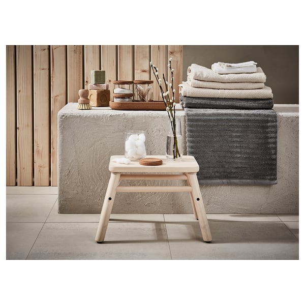 VILTO birch step stool for bathroom, natural wood colour, simple design.