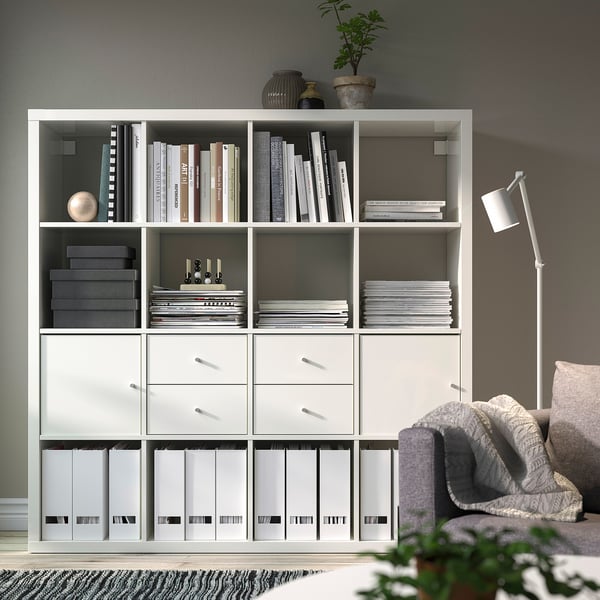 KALLAX وحدة أرفف مع 4 تركيبات داخلية, أبيض/لامع, 147x147 سم