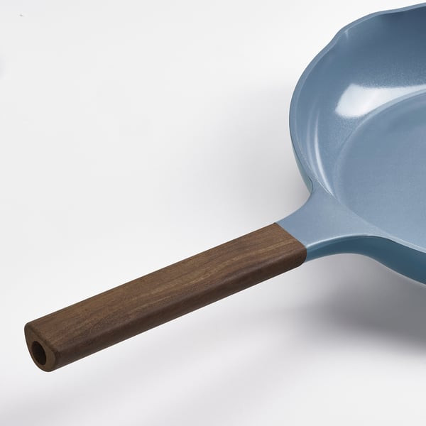 KLIPPFISK مقلاة