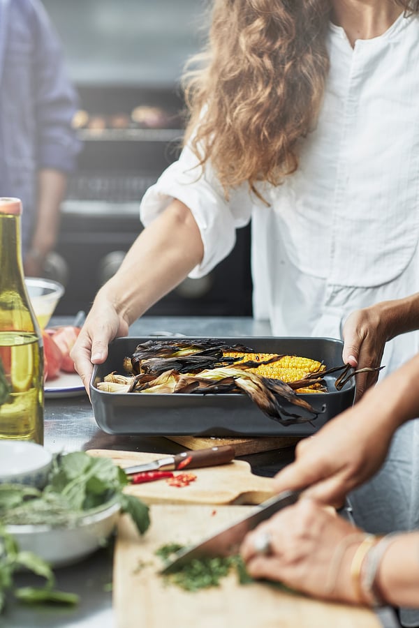 LYCKAD صحن تقديم/فرن طقم من 2., رمادي غامق