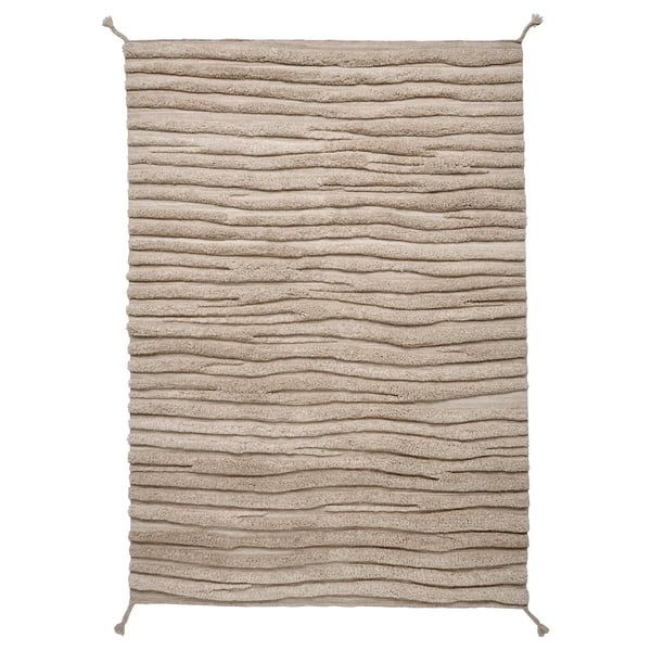 The bankkotor rug, a beige rectangular floor covering with a textured, wavy design, handwoven from pure wool.