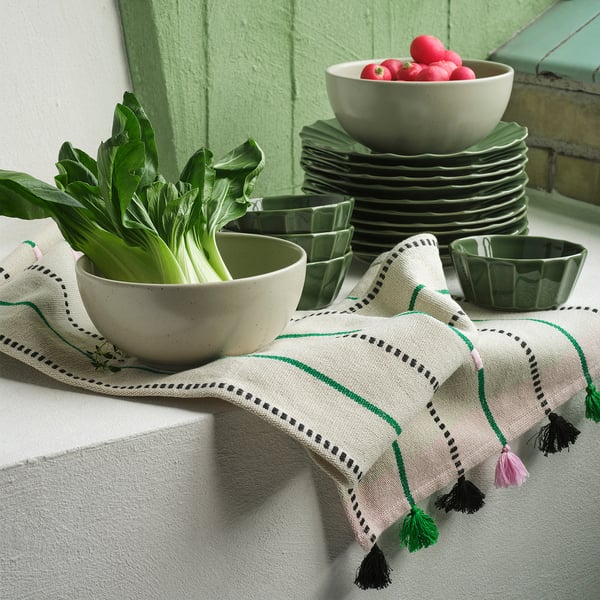 MÄVINN Salad bowl, ceramic, 20 cm