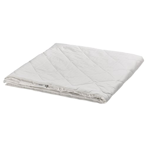 The MJUKDÅN white silk duvet soft, dobby cotton in a rectangular shape with visible quilting lines for a luxurious, allergen-friendly design.