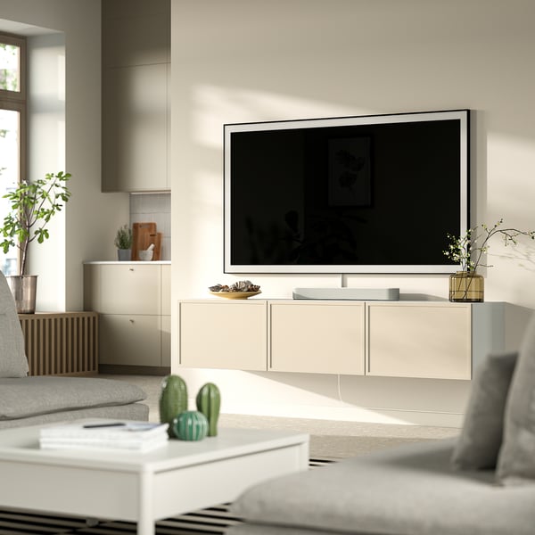 BESTÅ TV stalaža s vratima, bela/Krukmakare bež, 180x42x38 cm