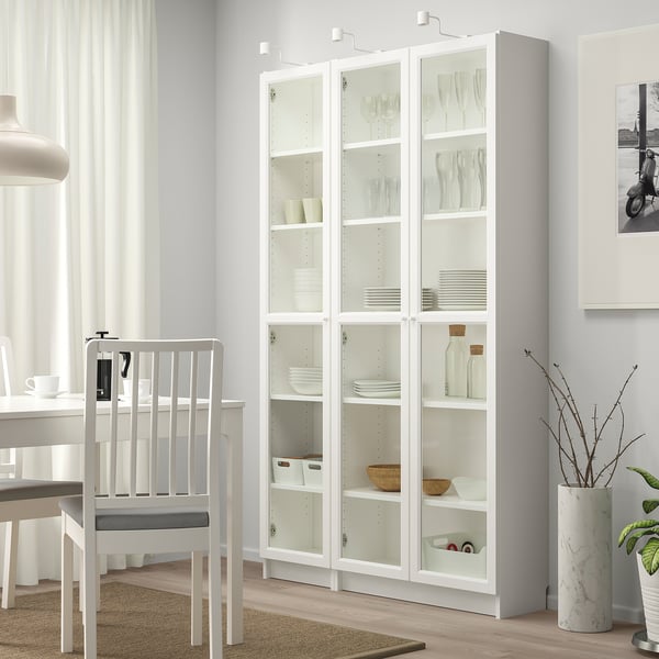 BILLY / OXBERG Biblioteka sa stakl. vratima, bela, 120x30x202 cm