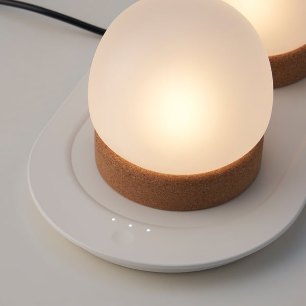 PRAKTSPIREA Set ukrasne LED rasvete, 4 kom., s postoljem za punjenje