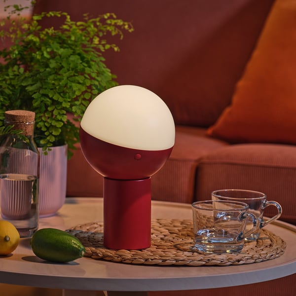 SOLVINDEN LED ukrasna rasveta, solarno/kugla crvena, 25 cm