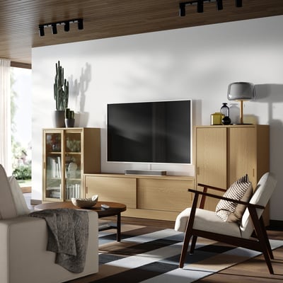 TONSTAD TV/komb.za odlag. s kliz. vratima, hrastov furnir/bistro staklo, 342x37x120 cm