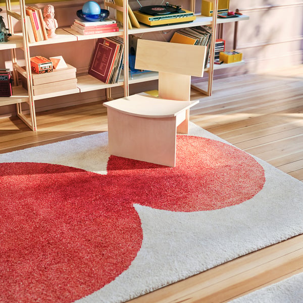 IKEA PS 2026 سجادة، وبر قصير, أبيض-عاجي/أحمر, ‎170x240 سم‏