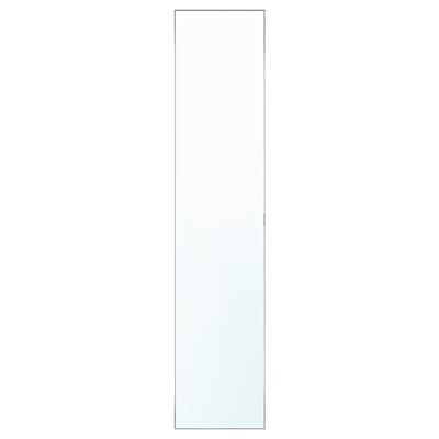 ÅHEIM spegeldörr, elegant design, hög rektangulär form med reflekterande yta, minimalistisk ram, förbättrar utrymmet.