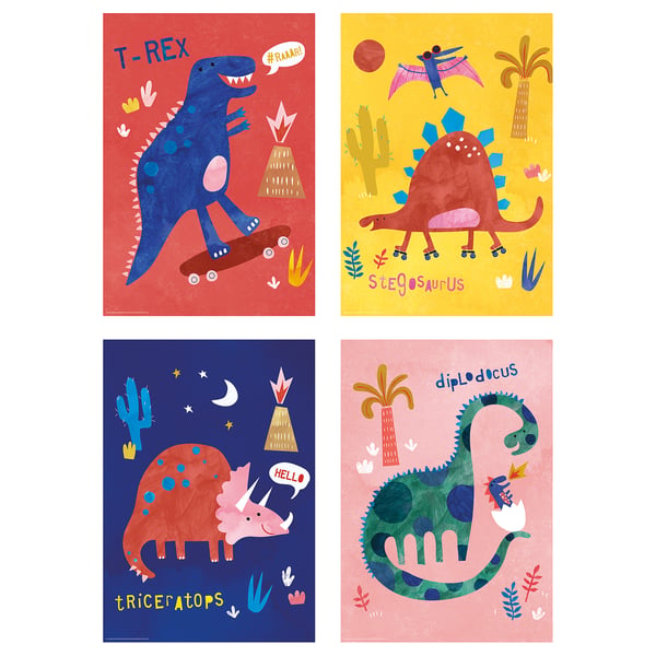 Fyra livfulla dinosaurieillustrationer på affischer i rött, gult, blått och rosa med t-rex, stegosaurus, triceratops och diplodocus.