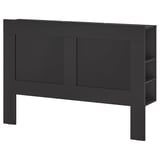Svart sänggavel från BRIMNES, minimalistisk design, förvaringshyllor.