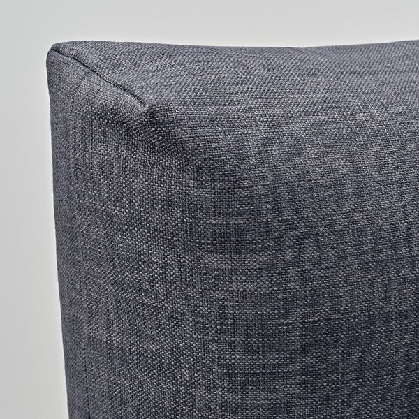 Mörkgrå dyna, ser mjuk ut, återvunnen polyester.