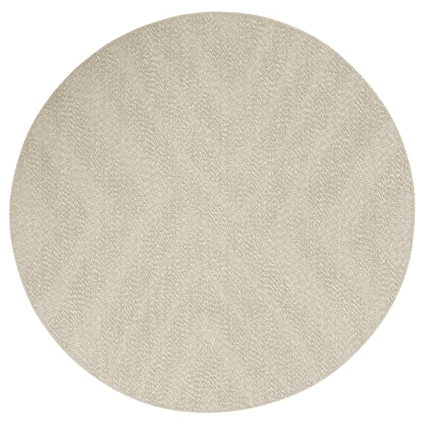 En rund, beige FULLMAKT-matta av återvunnen polyester, lämplig för inomhus eller utomhus.