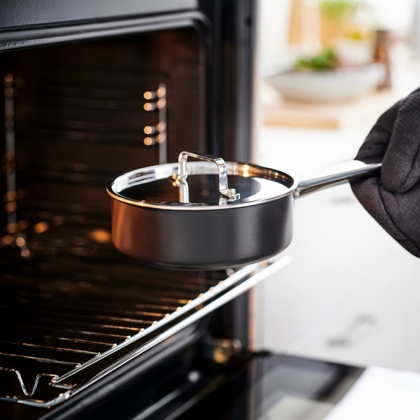 GULDÖRING Kastrull med lock, non-stick beläggning rostfritt stål/svartgrå, 1 l