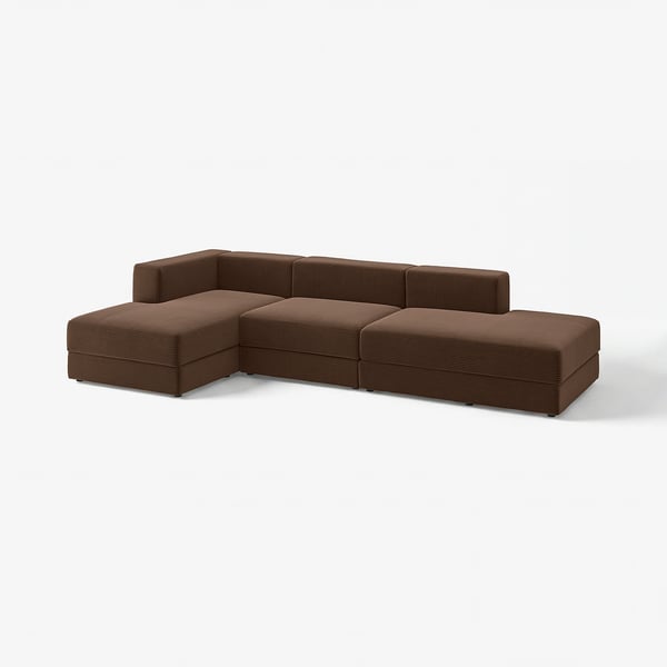 Brun JÄTTEBO modulär sektionssoffa med två schäslonger, modern design.