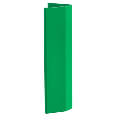 Bilden föreställer ett grönt LÄTTHET-handtag i en elegant, vertikal design, tillverkad av återvunnet aluminium.