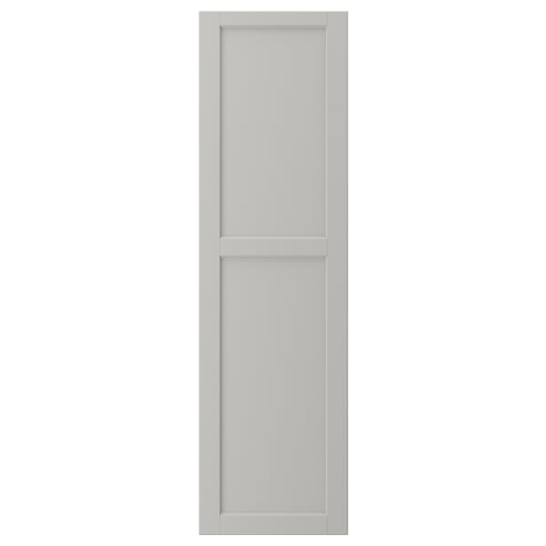 LERHYTTAN ljusgrå kökslucka i massivt trä, klassiska fasade kanter, infälld fanerpanel, traditionell design.