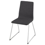 Modern grå LILLÅNÄS stol med elegant slädbas, stoppad sits och böjd rygg.